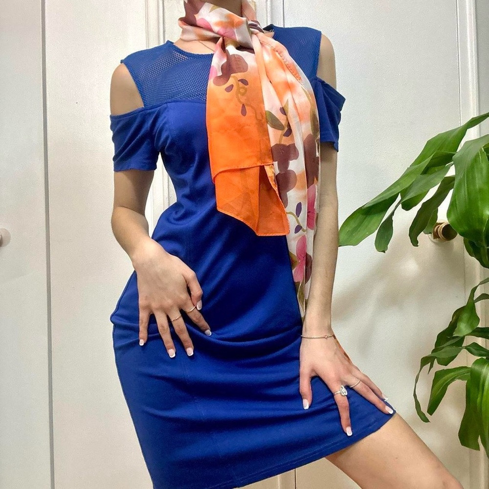 Blue Mesh Detail Midi Bodycon Dress With Shoulder Sleeves